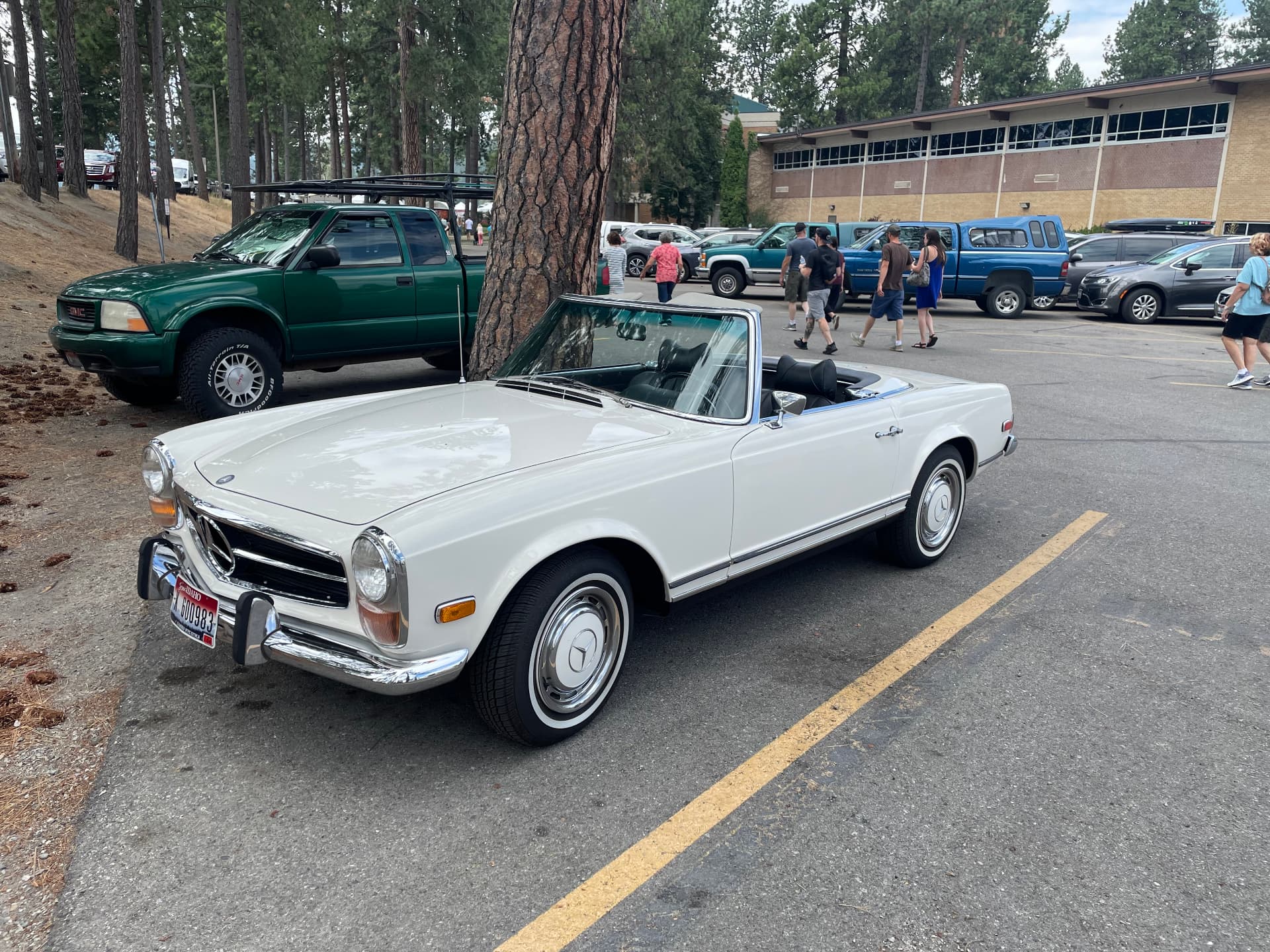 1968 Mercedes Benz 230 SL